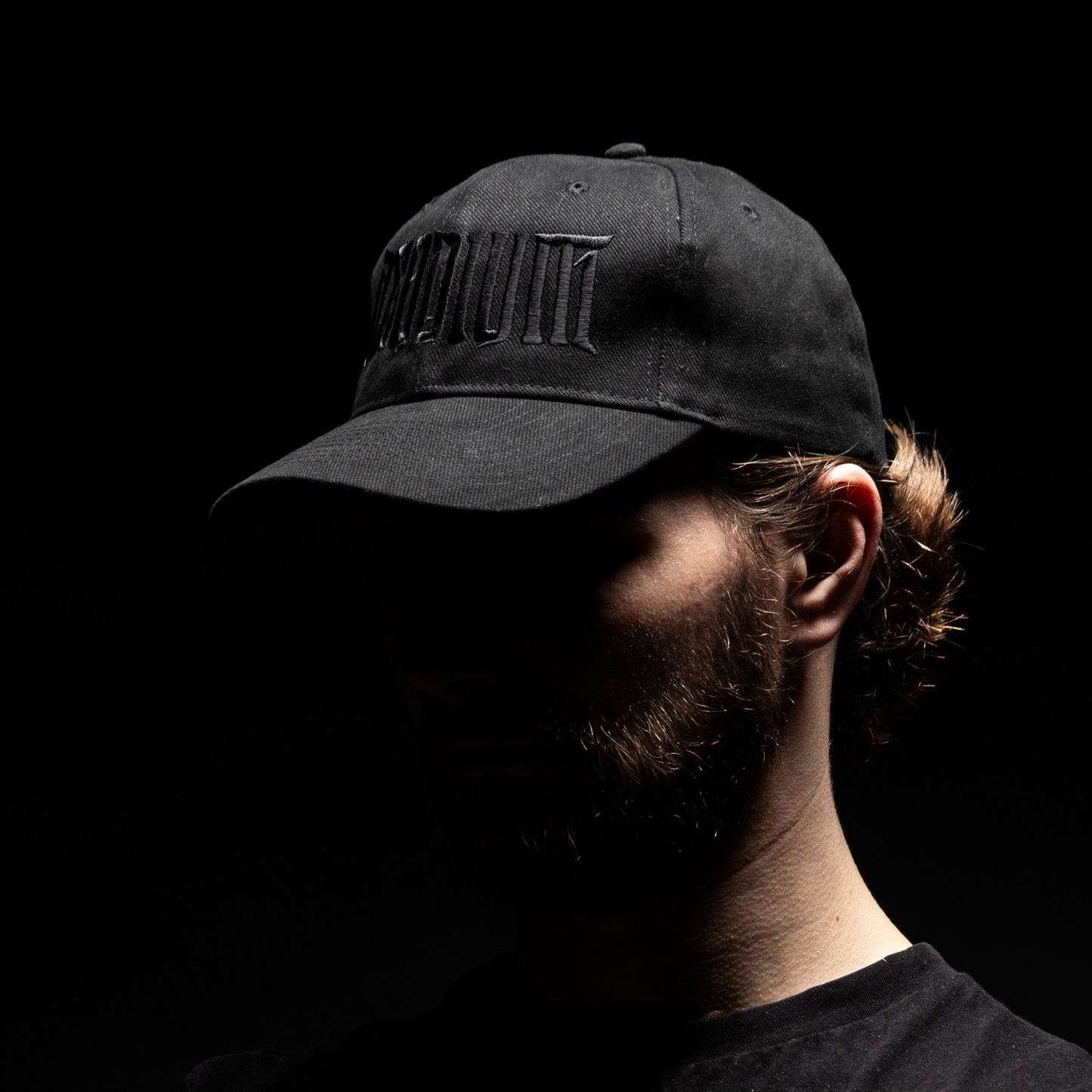Cap Black on Black stitch